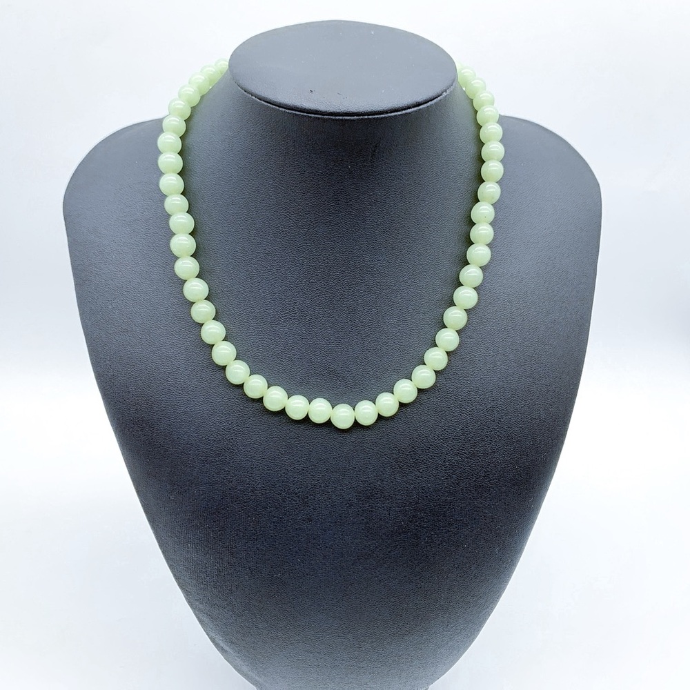 Green Chalcedony Beaded Necklace